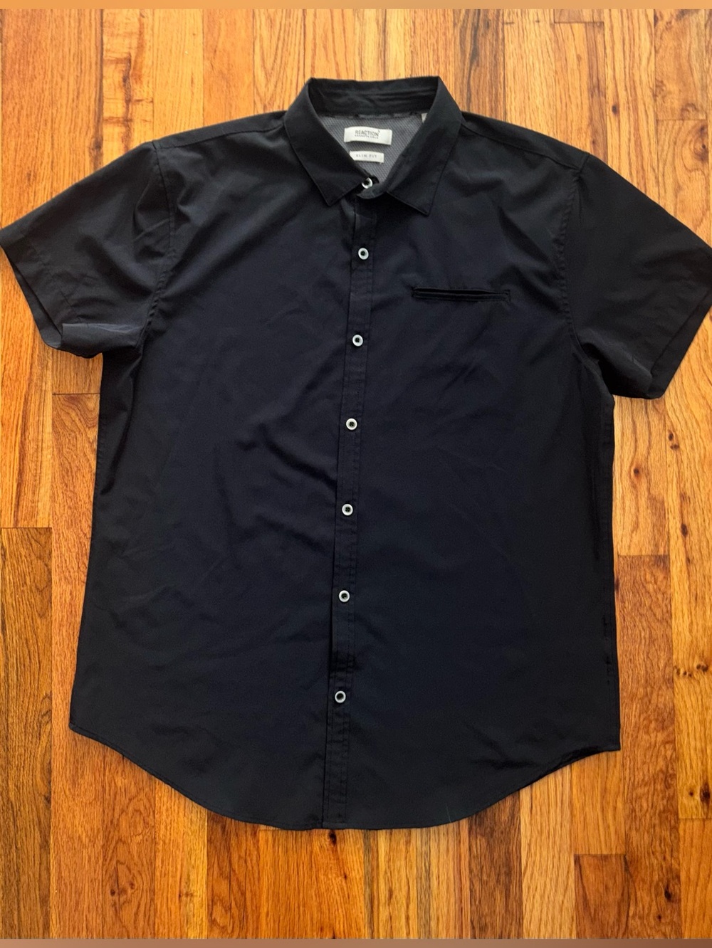 Kenneth Cole Reaction Solid Black Short Sleeve Button-Down Shirt
